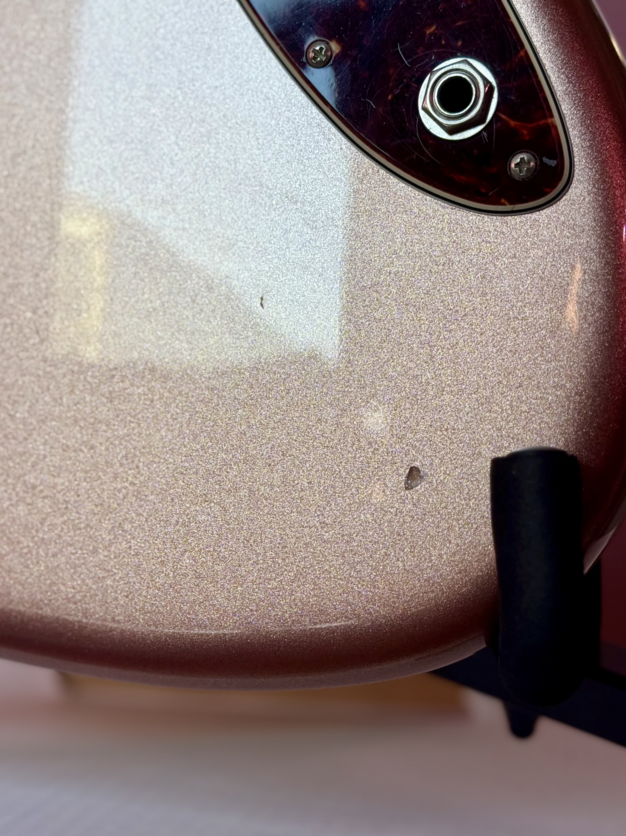 Еще один пример Gibson Les Paul Studio, оцененного в 7/10