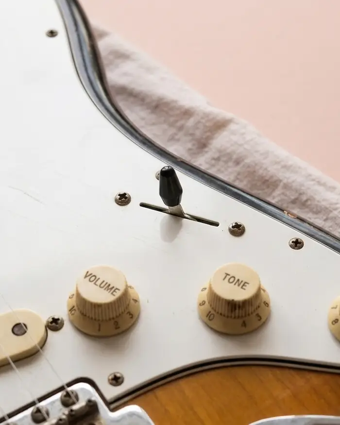 Пятипозиционный переключатель звукоснимателей на Stratocaster