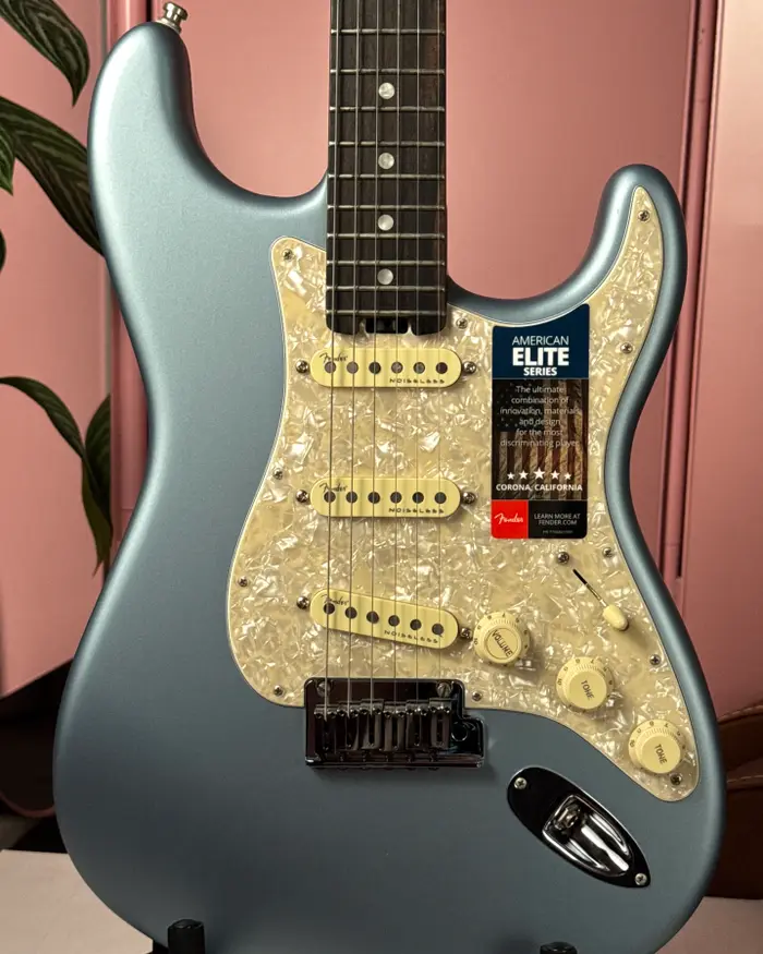 Fender American Elite Stratocaster
