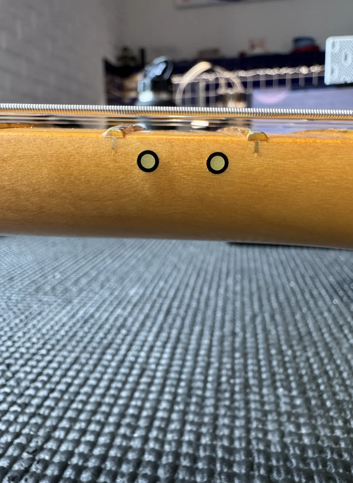 Струна над ладом: ракурс 1