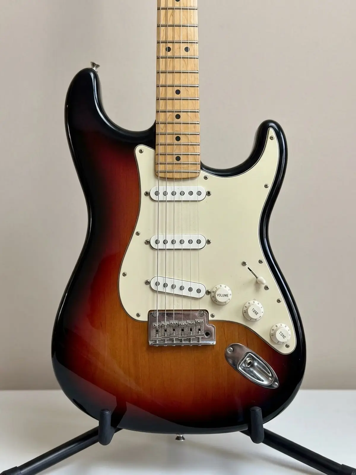 Fender American Standard Stratocaster 2009 Sunburst, электрогитара