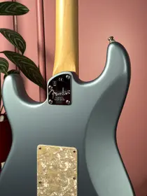 Fender American Elite Stratocaster 2019 Satin Ice Blue Metallic, электрогитара, фото 11