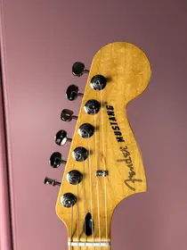 Fender Player II Mustang 2024 3-Tone Sunburst, электрогитара, фото 3