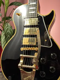 Gibson Les Paul Custom 3 PU Bigsby 2022, электрогитара, фото 6
