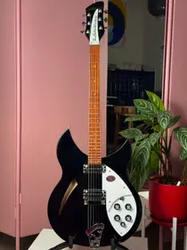 Rickenbacker 330 2015 Jet Glo, электрогитара, фото 2