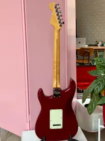 Fender American Deluxe Stratocaster 1998 Crimson Red Transparent, электрогитара, фото 7